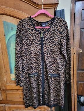 Rafaelka Leopard Print Zip-Front Cardigan with Pocket Detail